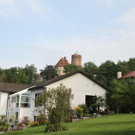 Apartment Mit Burgblick Im Gruenen, Familie Held 부르그탄 외부 사진