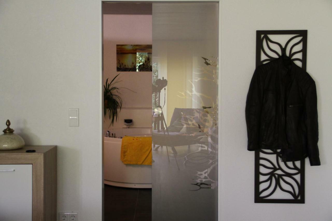 Apartment Mit Burgblick Im Gruenen, Familie Held 부르그탄 외부 사진