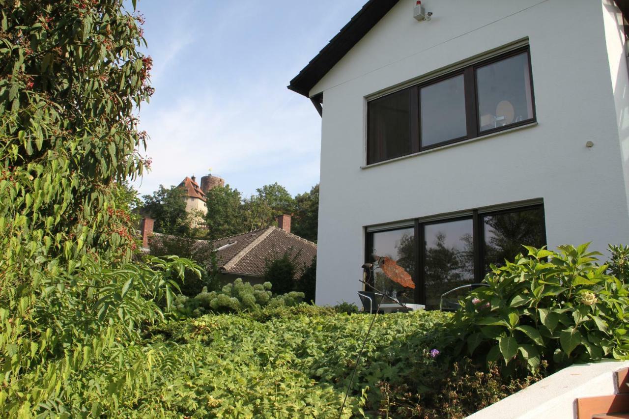 Apartment Mit Burgblick Im Gruenen, Familie Held 부르그탄 외부 사진